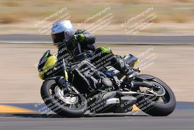 media/Oct-01-2023-SoCal Trackdays (Sun) [[4c570cc352]]/Turn 16 (120pm)/